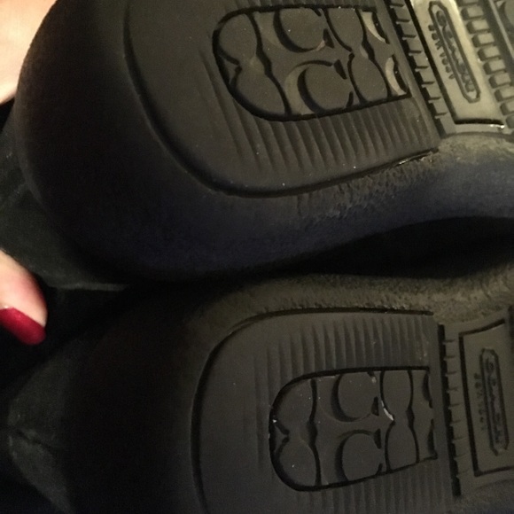 Coach Signature Suede/fur winter boots. - Picture 5 of 5